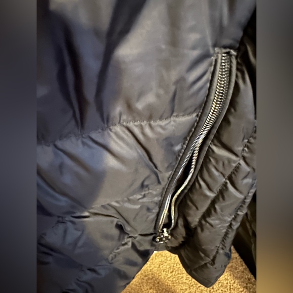 Packable jacket - Picture 3 of 10